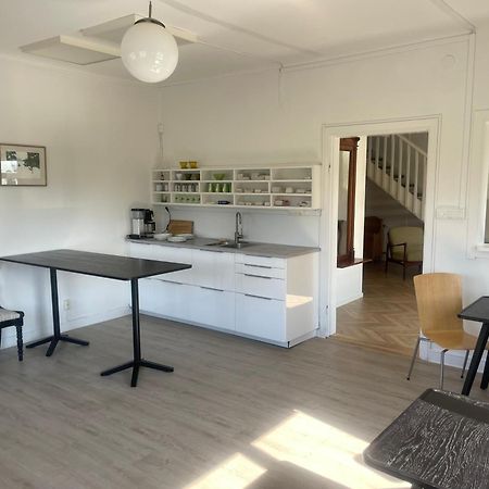 Gisebo Vingard Bed & Breakfast Huskvarna Luaran gambar