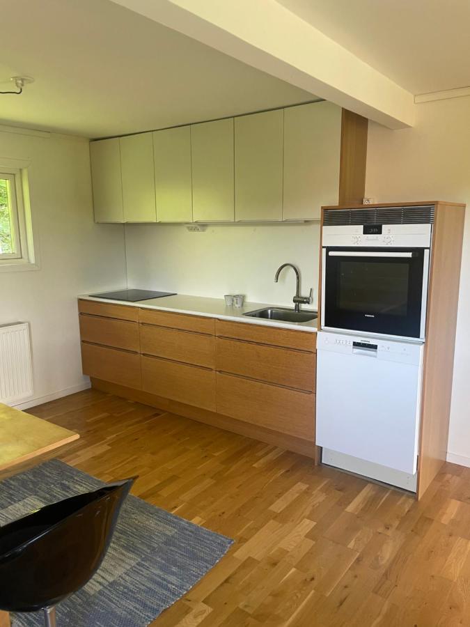 Gisebo Vingard Bed & Breakfast Huskvarna Luaran gambar